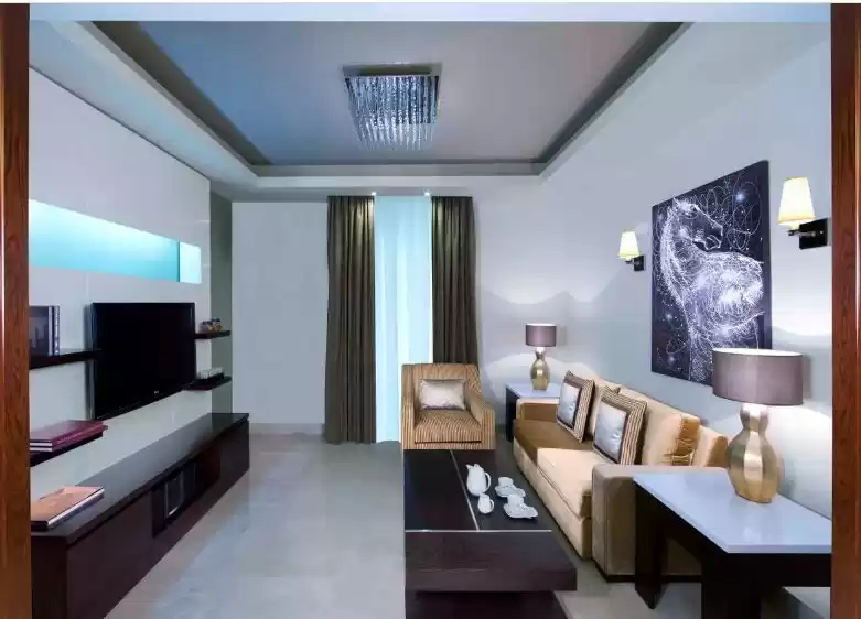 yerleşim Hazır Mülk 1 yatak odası F/F Apartman  kiralık içinde Al Sadd , Doha #8781 - 1  image 